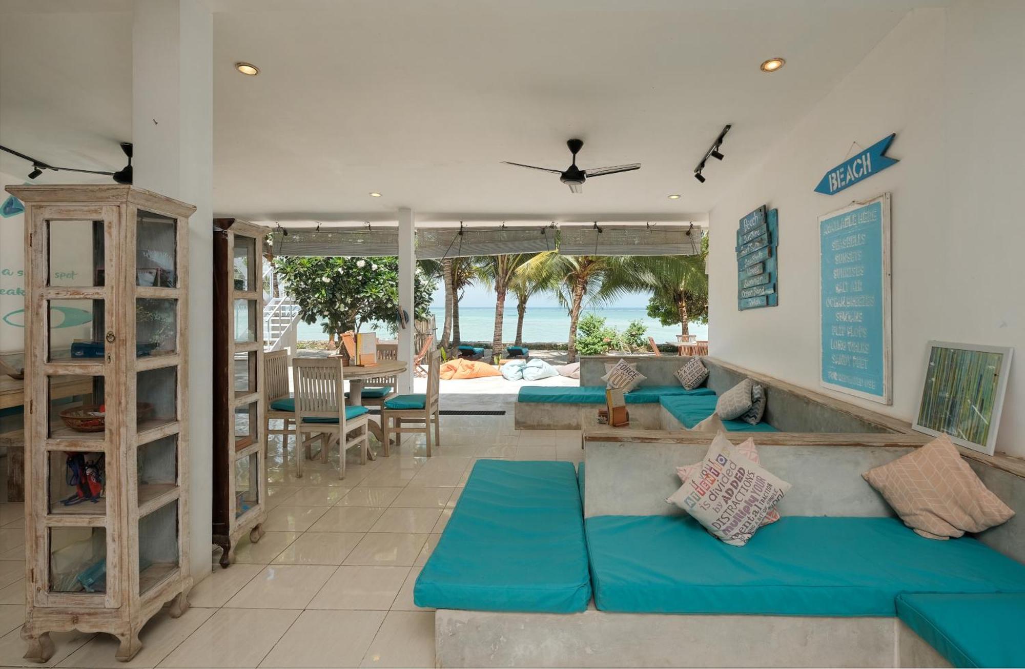 Myamo Beach Lodge Jereweh Екстериор снимка